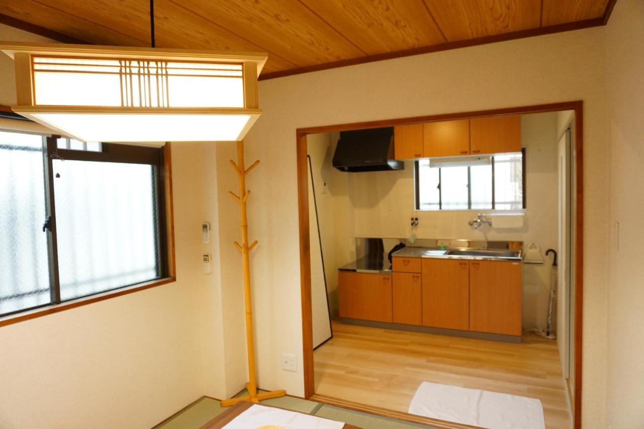 Syoga A House, Next To Natural Park أوساكا المظهر الخارجي الصورة