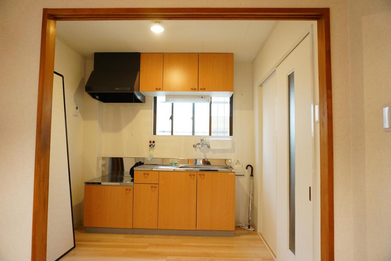 Syoga A House, Next To Natural Park أوساكا المظهر الخارجي الصورة