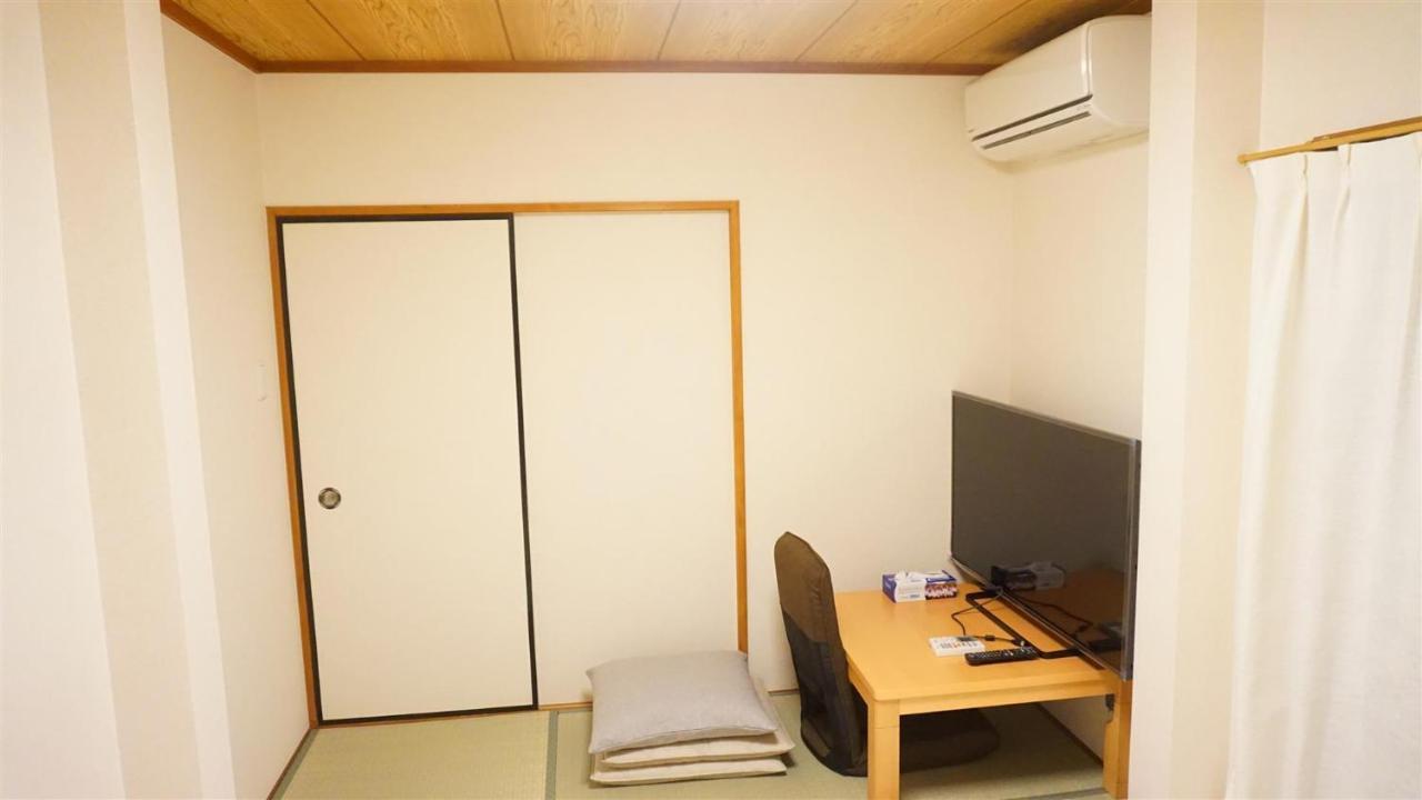 Syoga A House, Next To Natural Park أوساكا المظهر الخارجي الصورة